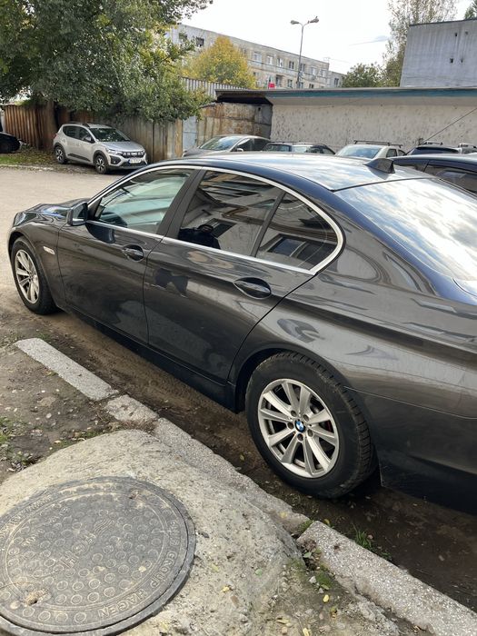 F10 520D volan dreapta manual