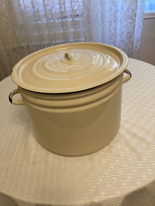 Кострюля эмплированная, Российская, 25л.