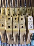 Dinte buldo Caterpillar 422 424 428 432 1358203