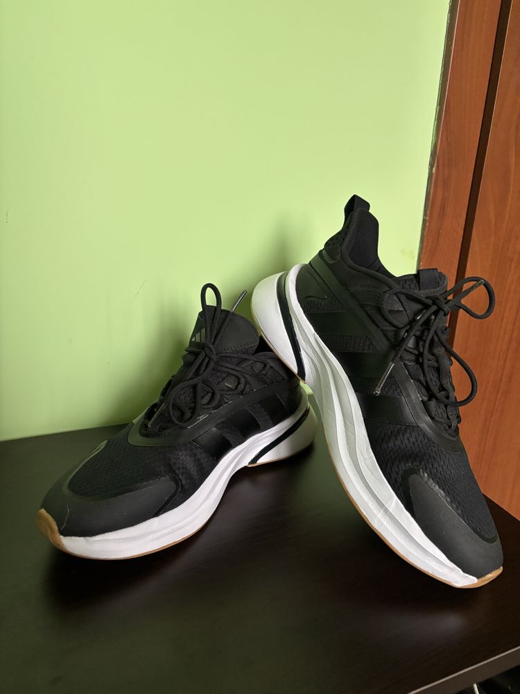 Спротни обувки Adidas