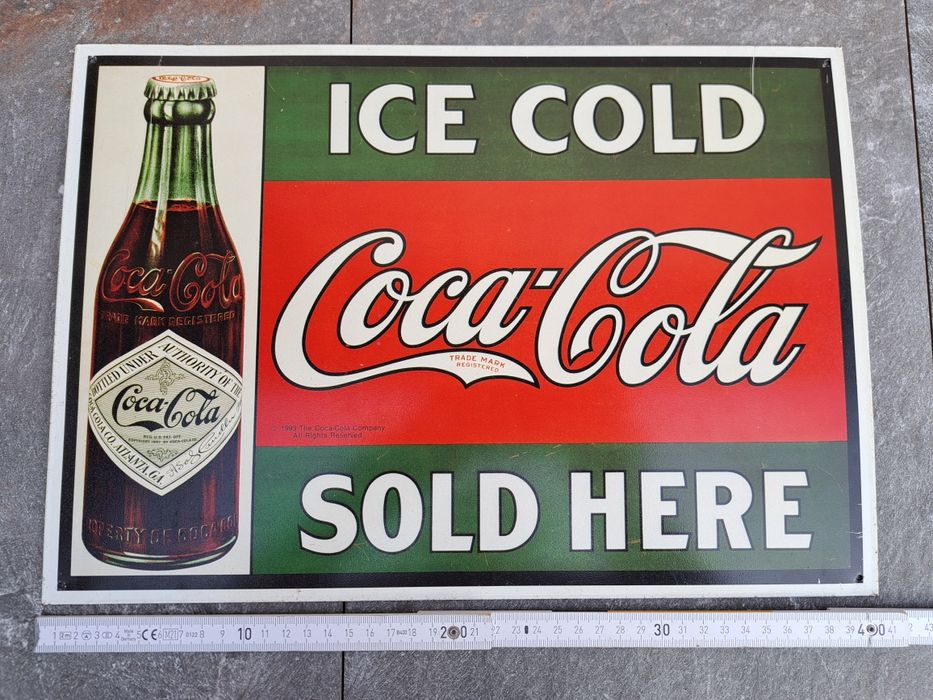 Reclamă Coca Cola Sold Here
