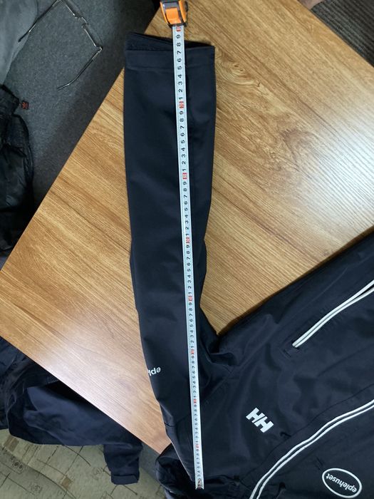 Мъжка оригинална ветровка Helly Hansen