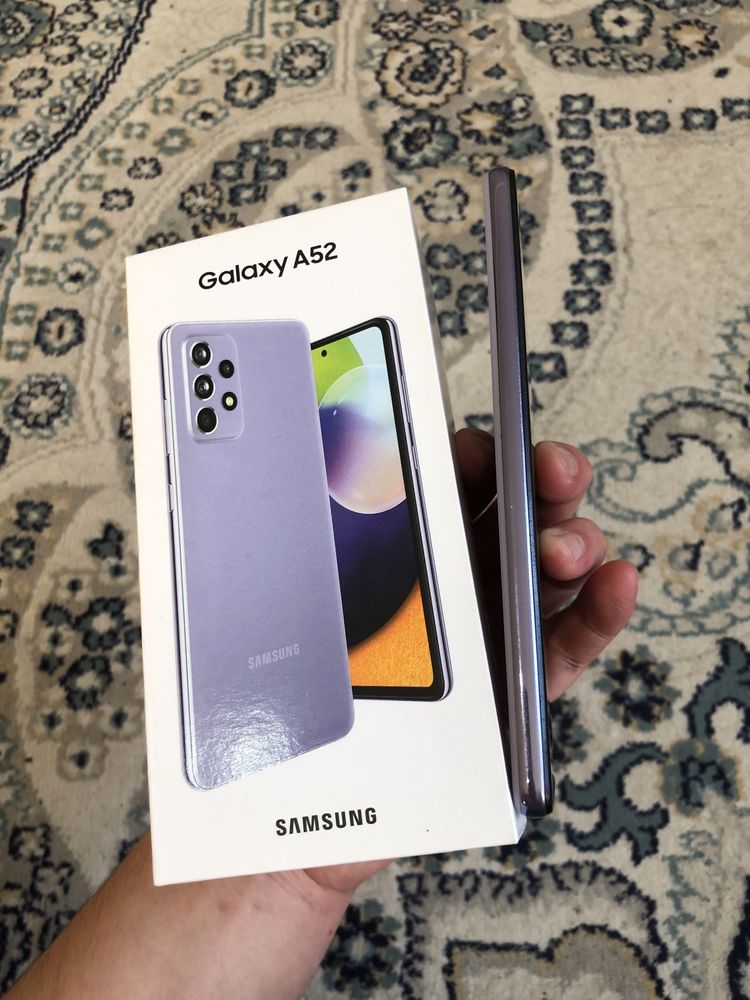 Продам Galaxy A52 4/128G Purple в идеальном состянии все работает