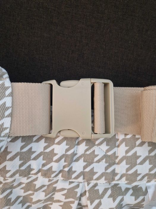 Marsupiu ergonomic nou, nefolosit