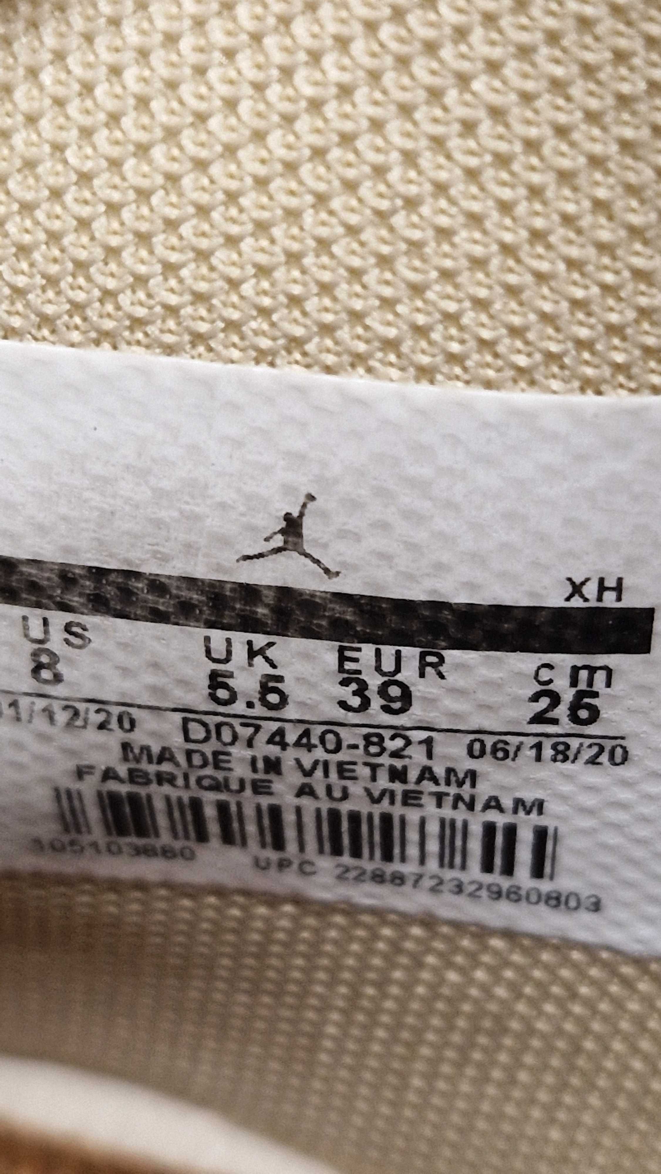 Оригинални дамски маратонки- AIR Jordan 1 Mid