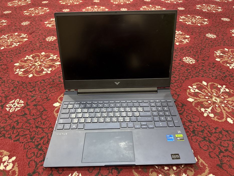Продам ноутбук игровой hp victus в отличном состоянии