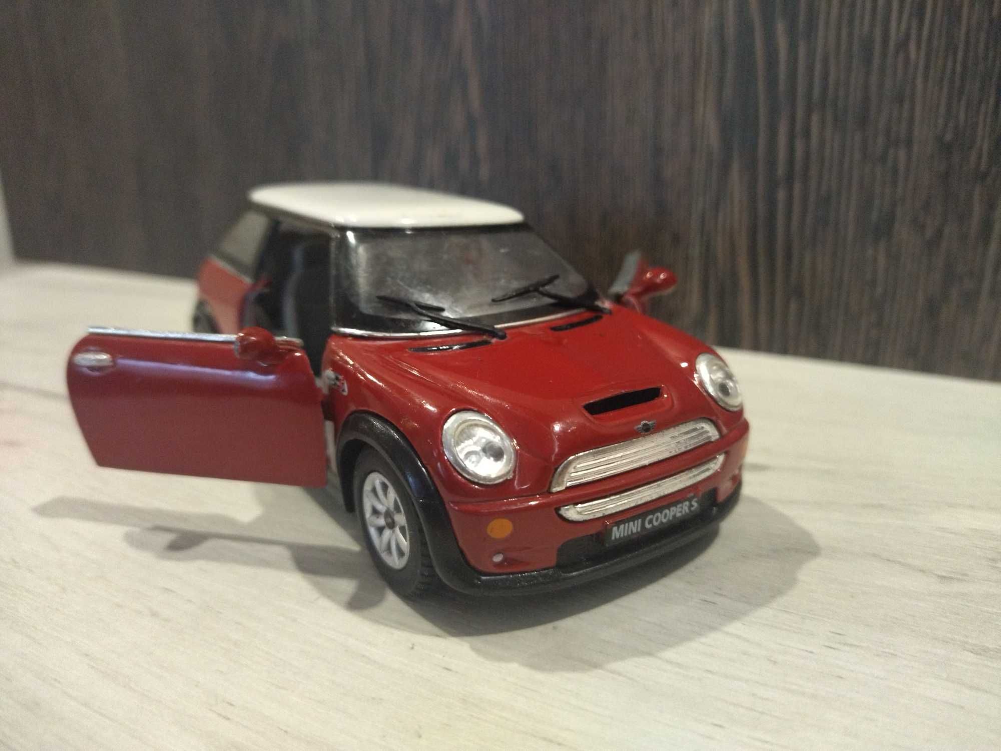 Метална количка  Mini Cooper !!!