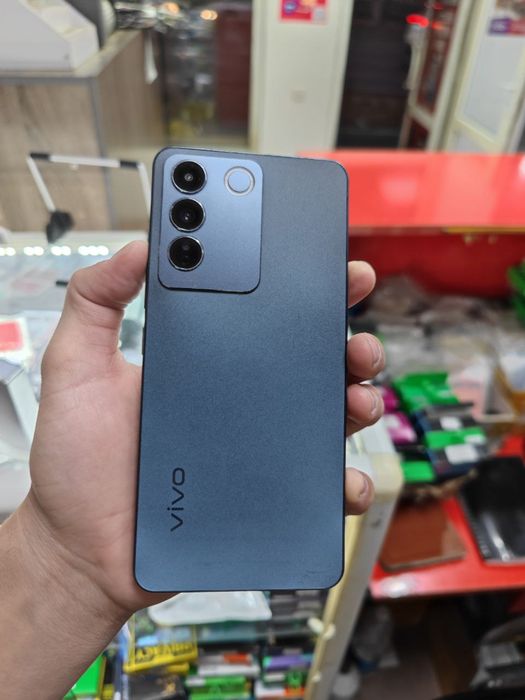 Vivo V27e 128GB..