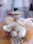 Figurina din scoici - Motocicle frog