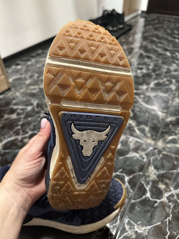 Юношески маратонки Under Armour Project Rock