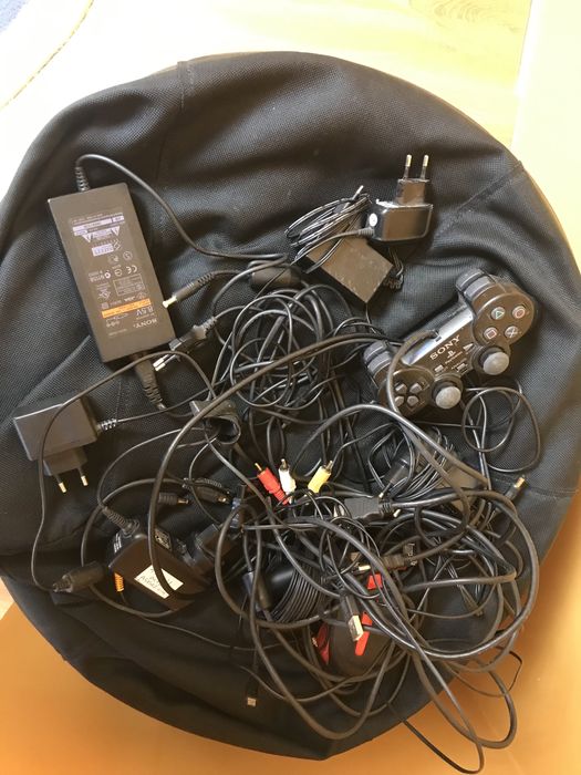 incarcatoare un mouse si un controller si un controler de ps2