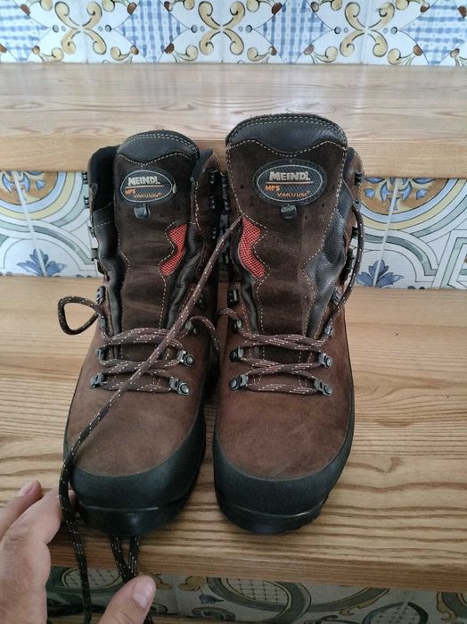 Bocanci munte Meindl