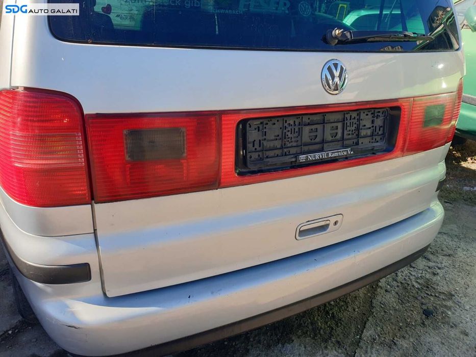 Hayon Haion Portbagaj Dezechipat cu Luneta Geam Sticla Volkswagen Sharan 2001 - 2010 Culoare LB7Z