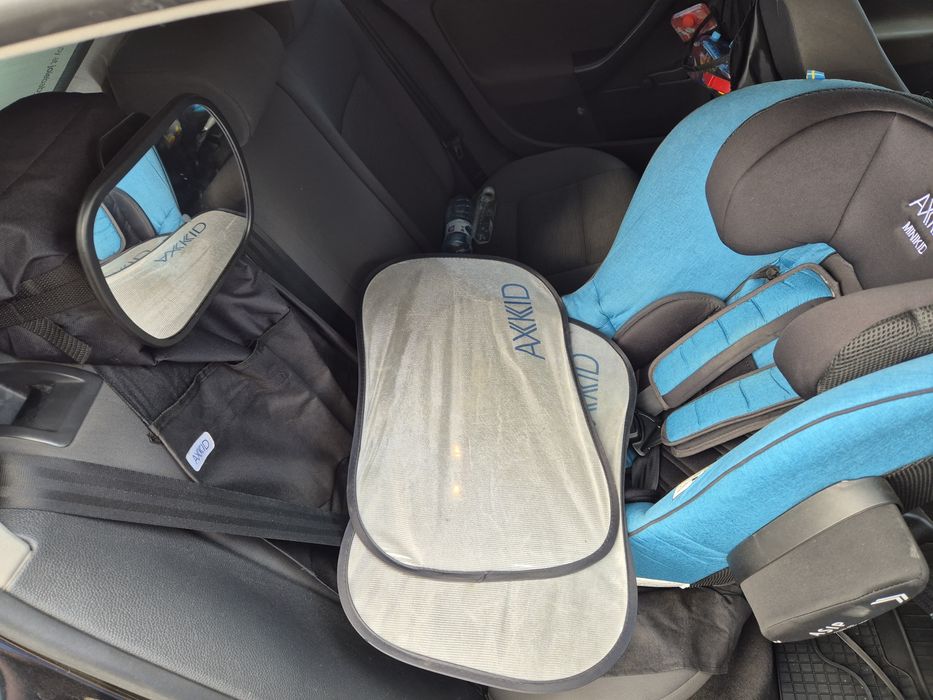 Scaun auto copii RF - Axkid Minikid 2.0 - cu accesorii