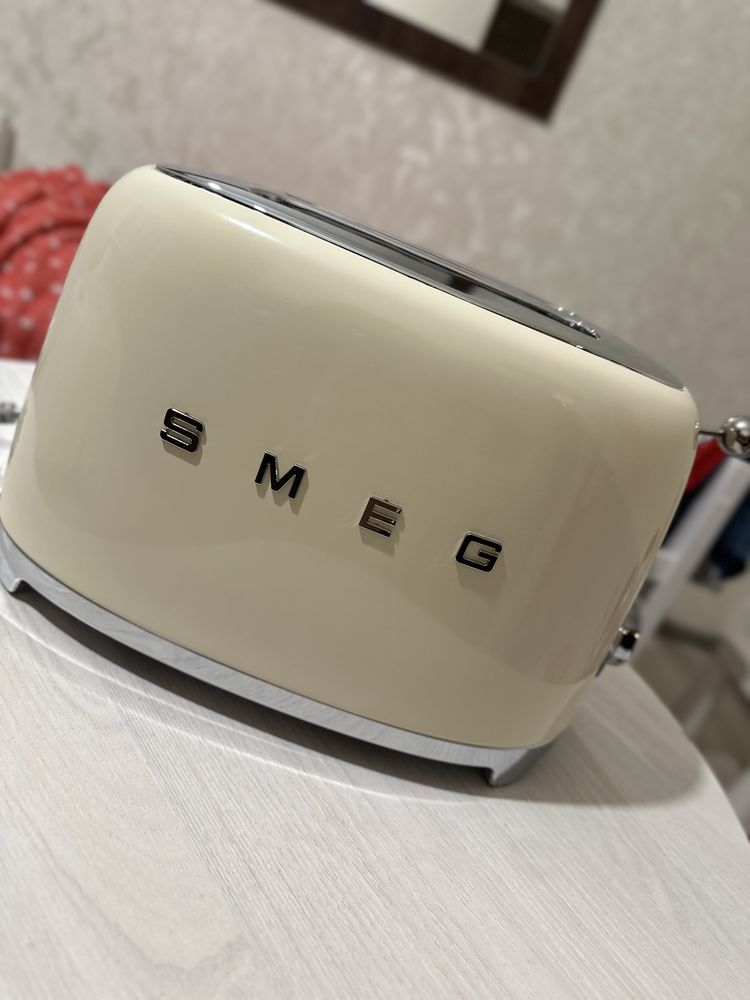 Тостер SMEG