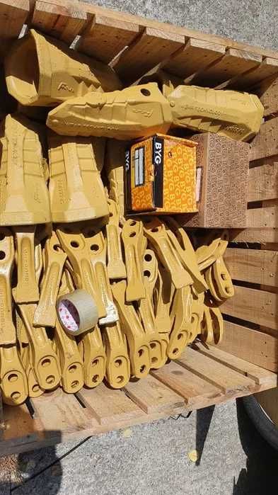 Dinti cupa buldoexcavator