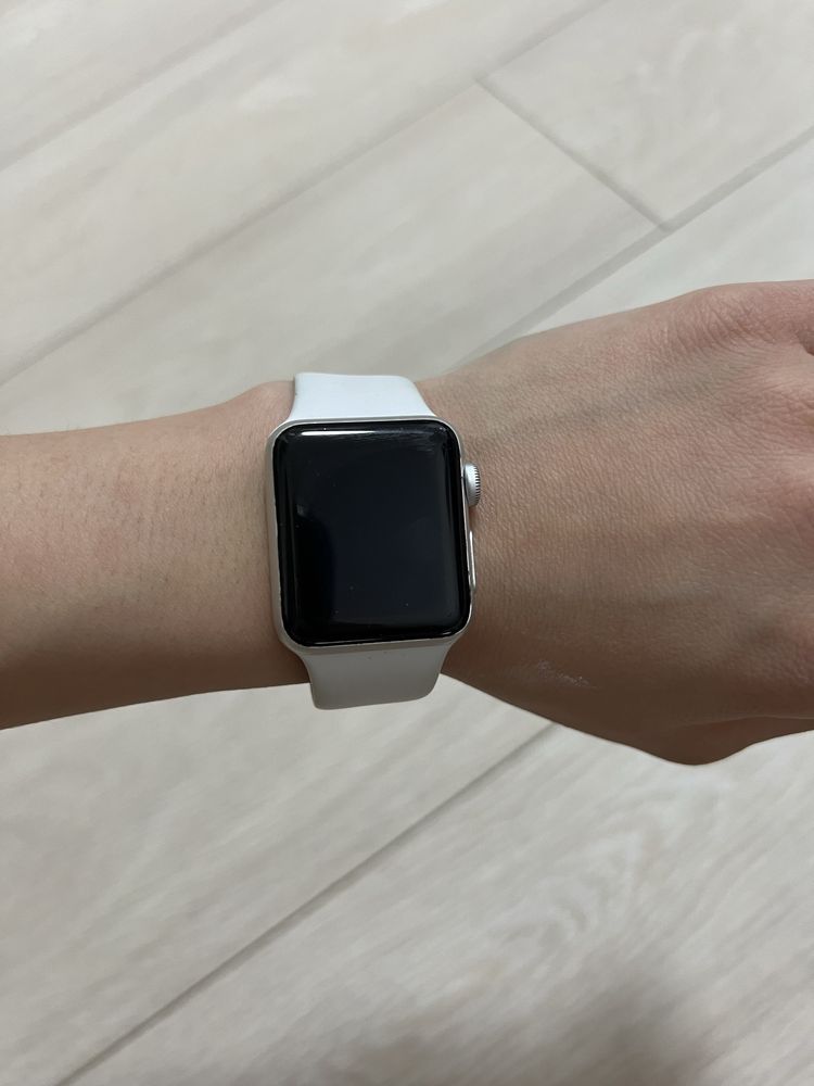 Часы apple watch 3