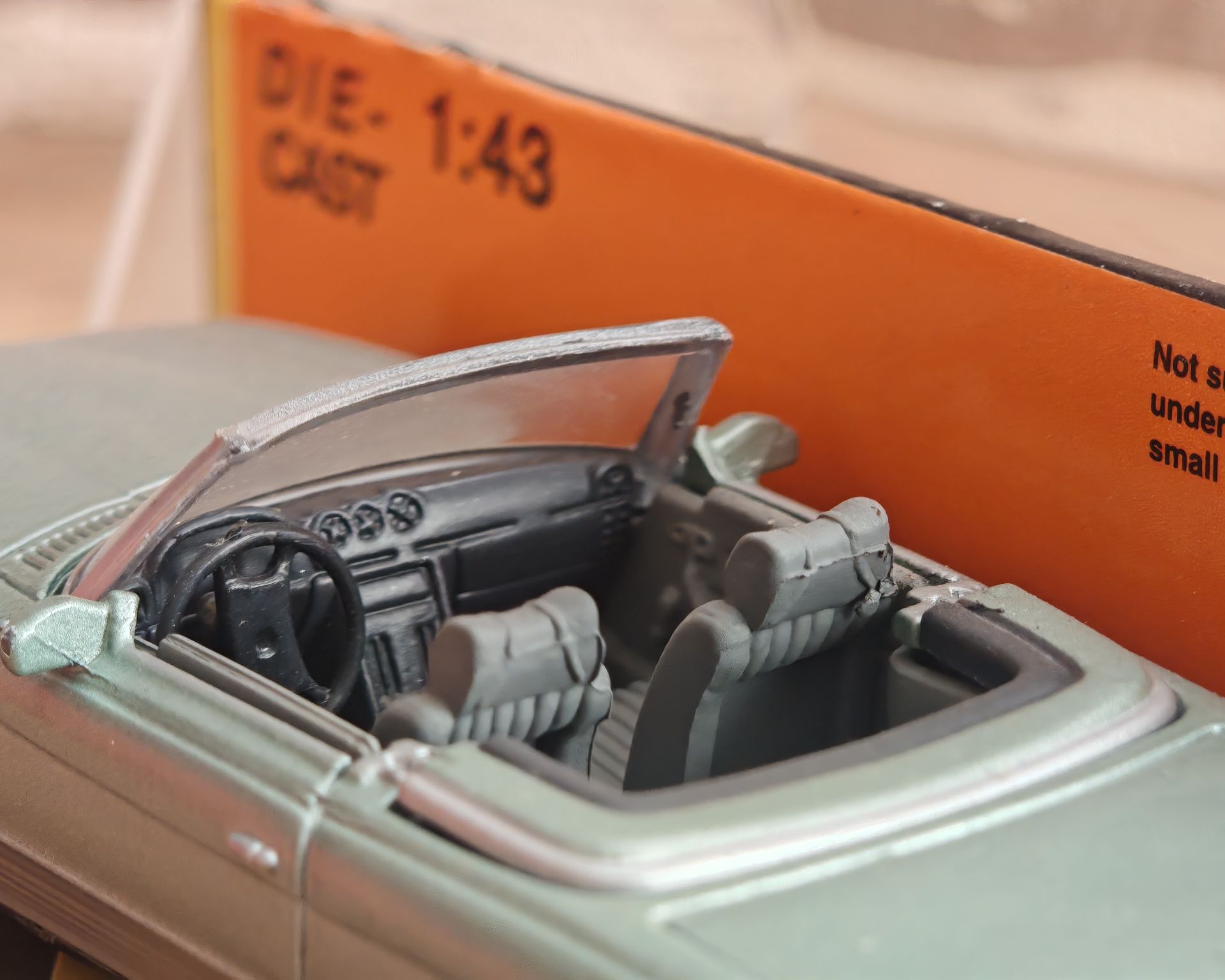 Колекционерски модел Mercedes-Benz 600 SL (1992) 1:43 New Ray