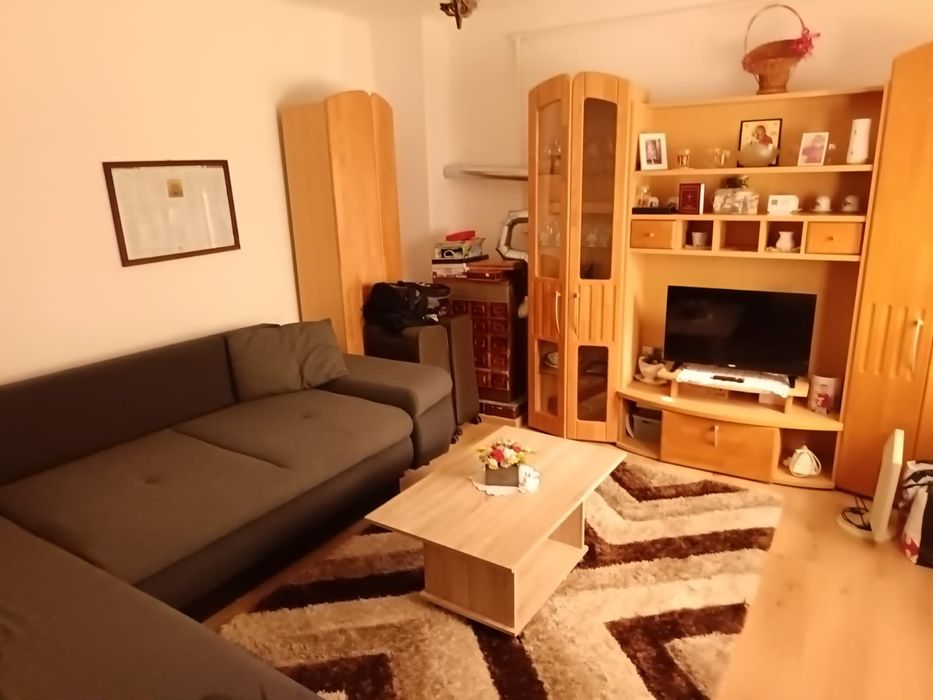 Casă si Teren de Vânzare