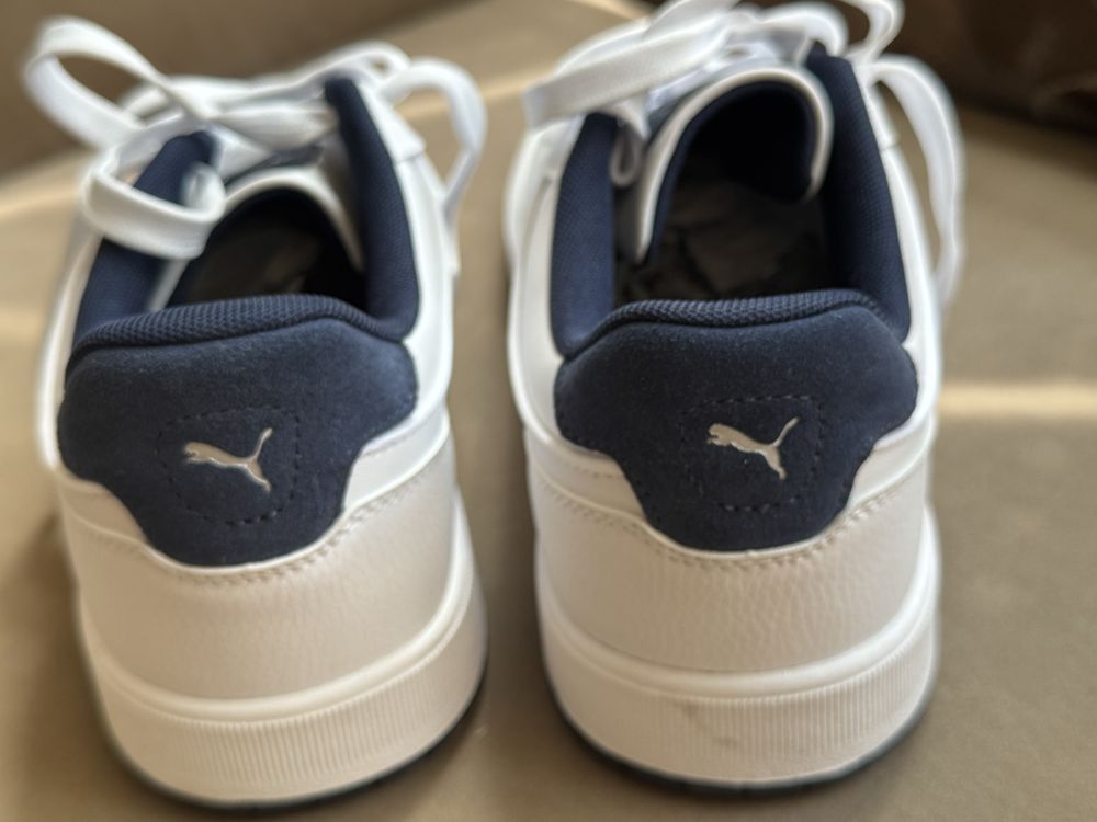 Бели кецове Puma