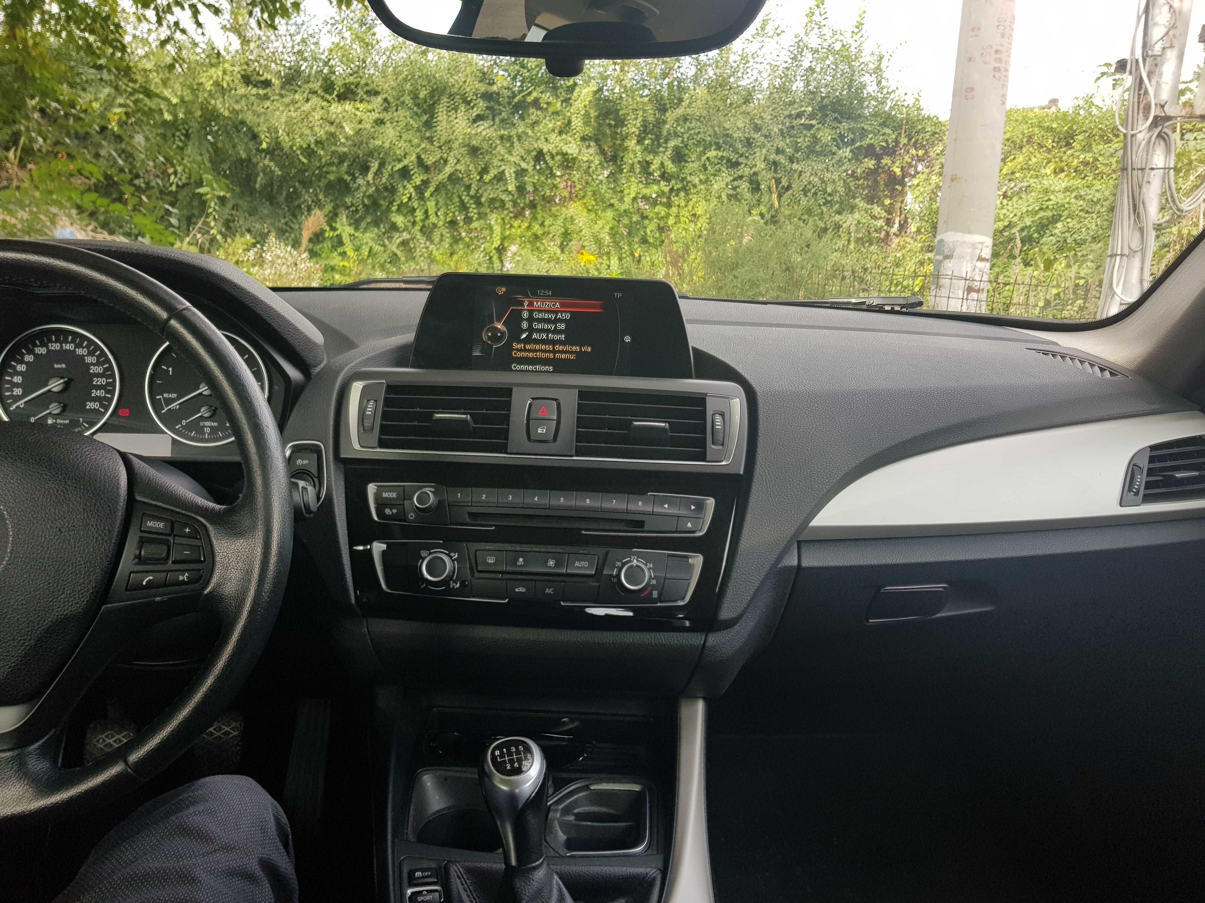 BMW 116D, an 2016, Euro6, consum 3,5% , LED, Navigatie, comenzi volan