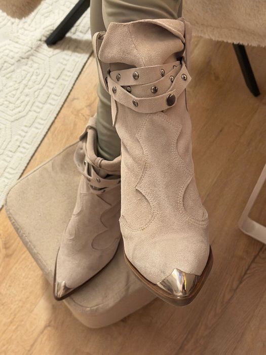 Vand ciocate  piele intoarsa nr 39