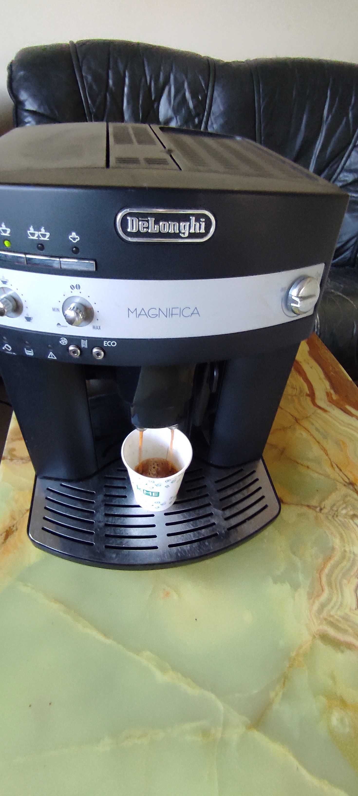 Кафеавтомат DeLonghi Magnifica