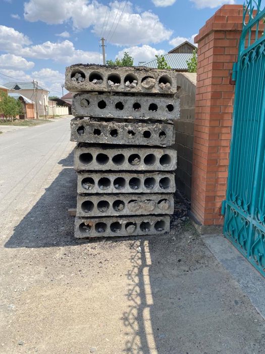 Продается плита перекрытия б/у