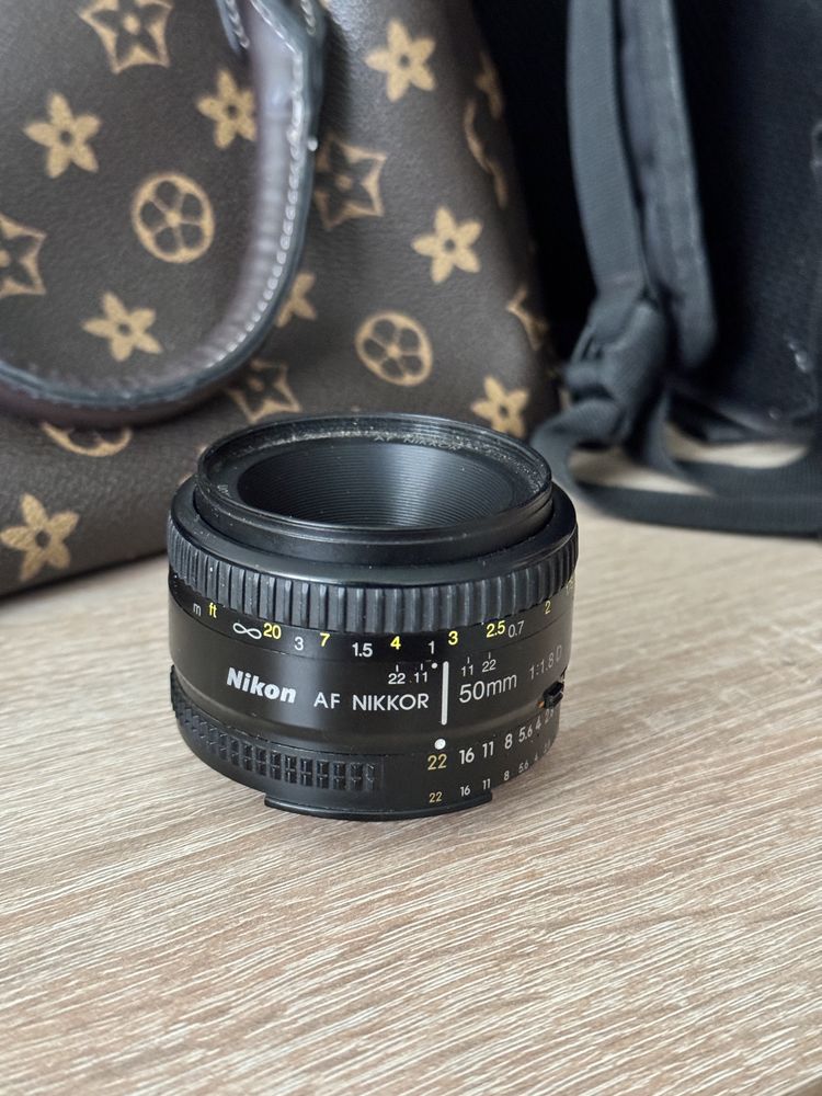 Продам обьектив nikon 50mm f1.8