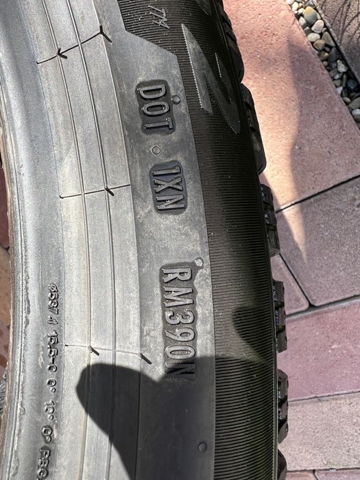 Anvelope Pirelli 255/40/21