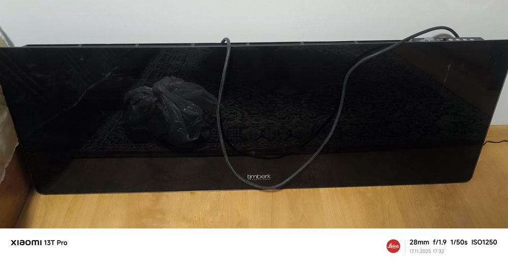 Конвектор за стена Timberk, стъкло