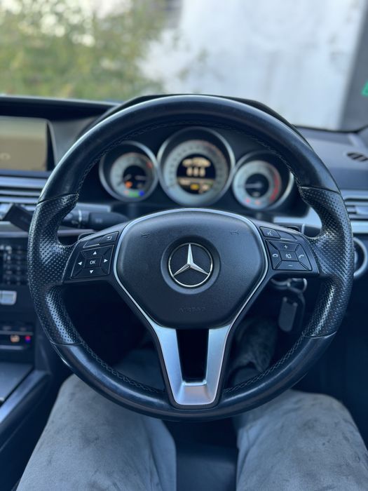 Dezmembrez Mercedes E220 W212 facelift