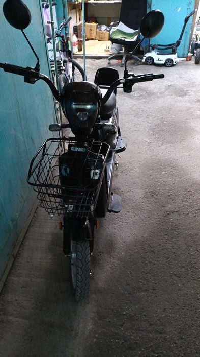 Продам электро скутер