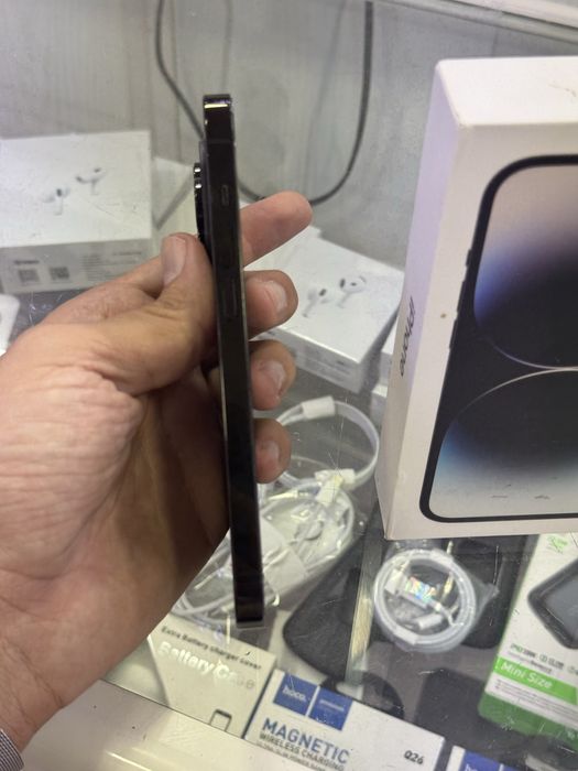 Iphone 14 pro srochnoo 555$