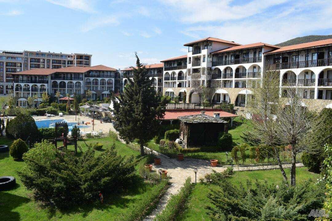 Продава се Тристаен апартамент в Свети Влас - 80 кв.м за 1375 €/кв.м - Снимка #14