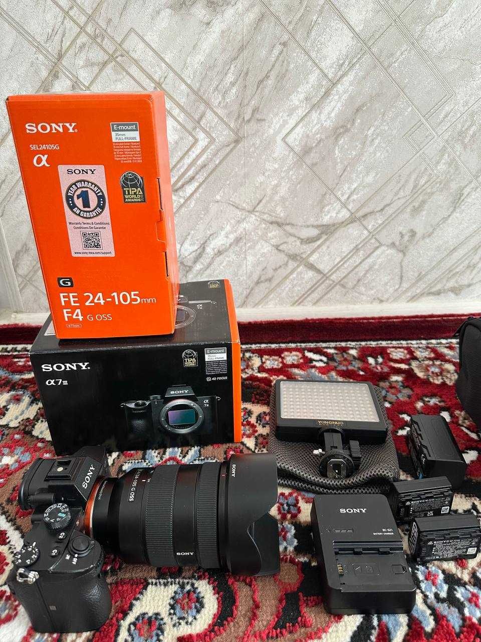 SONY A7-3  SOTILADI! yangi holatda, pachti yangi.