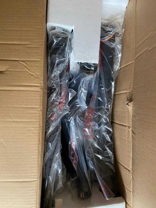 Bicicleta de exercitii,  magnetica,  programabila,  Body Sculpture