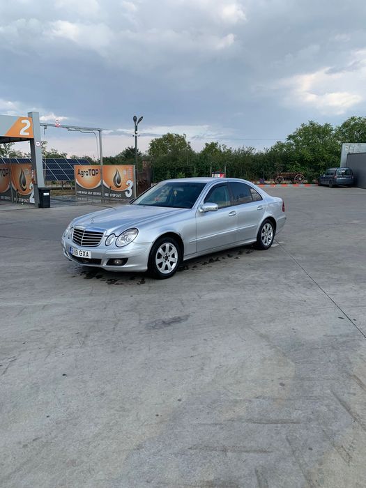 Vând urgent Mercedes e classe 2008 facelift 220 w211