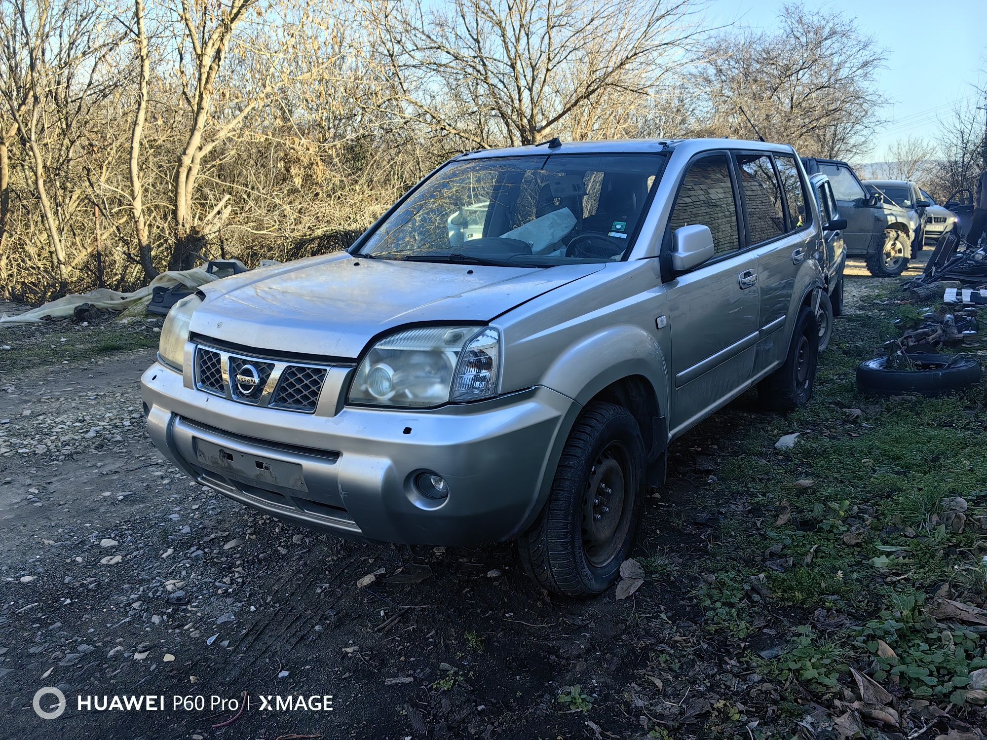 Nissan Xtrail на части