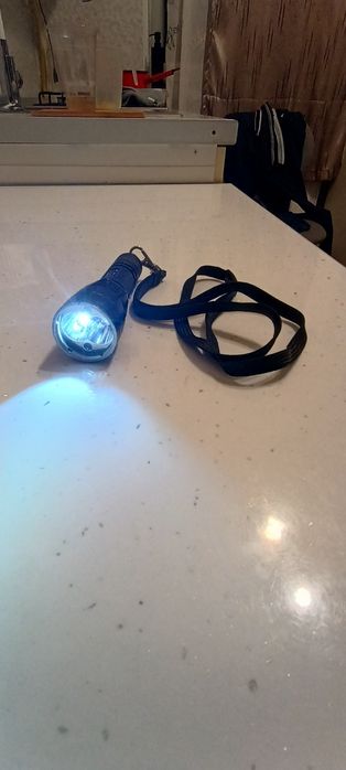 Lanterna tactica Nitecore Chameleon CU 6