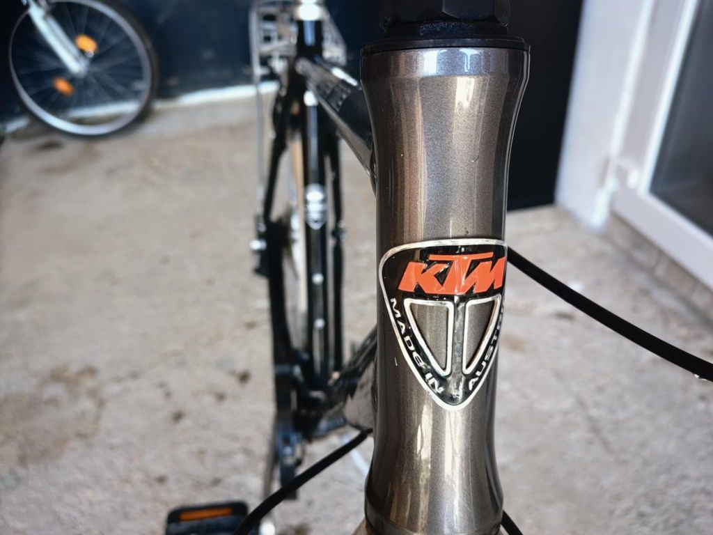 Bicicleta KTM cadru aluminiu