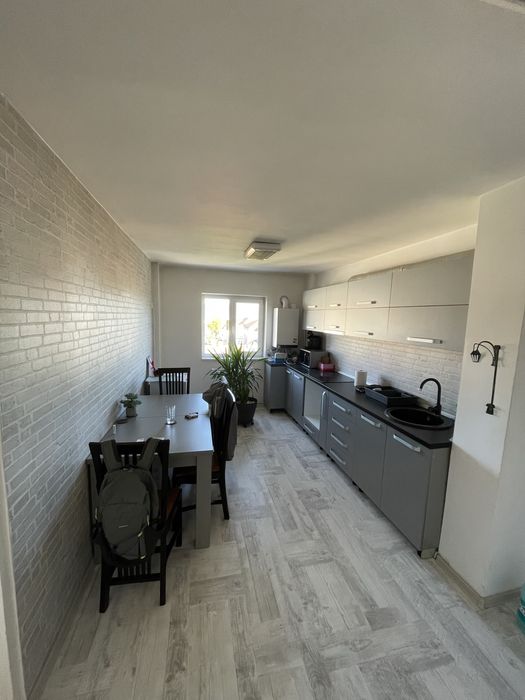 Apartament 4 camere Dalas
