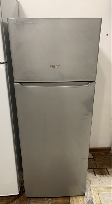 холодильник Vestel
