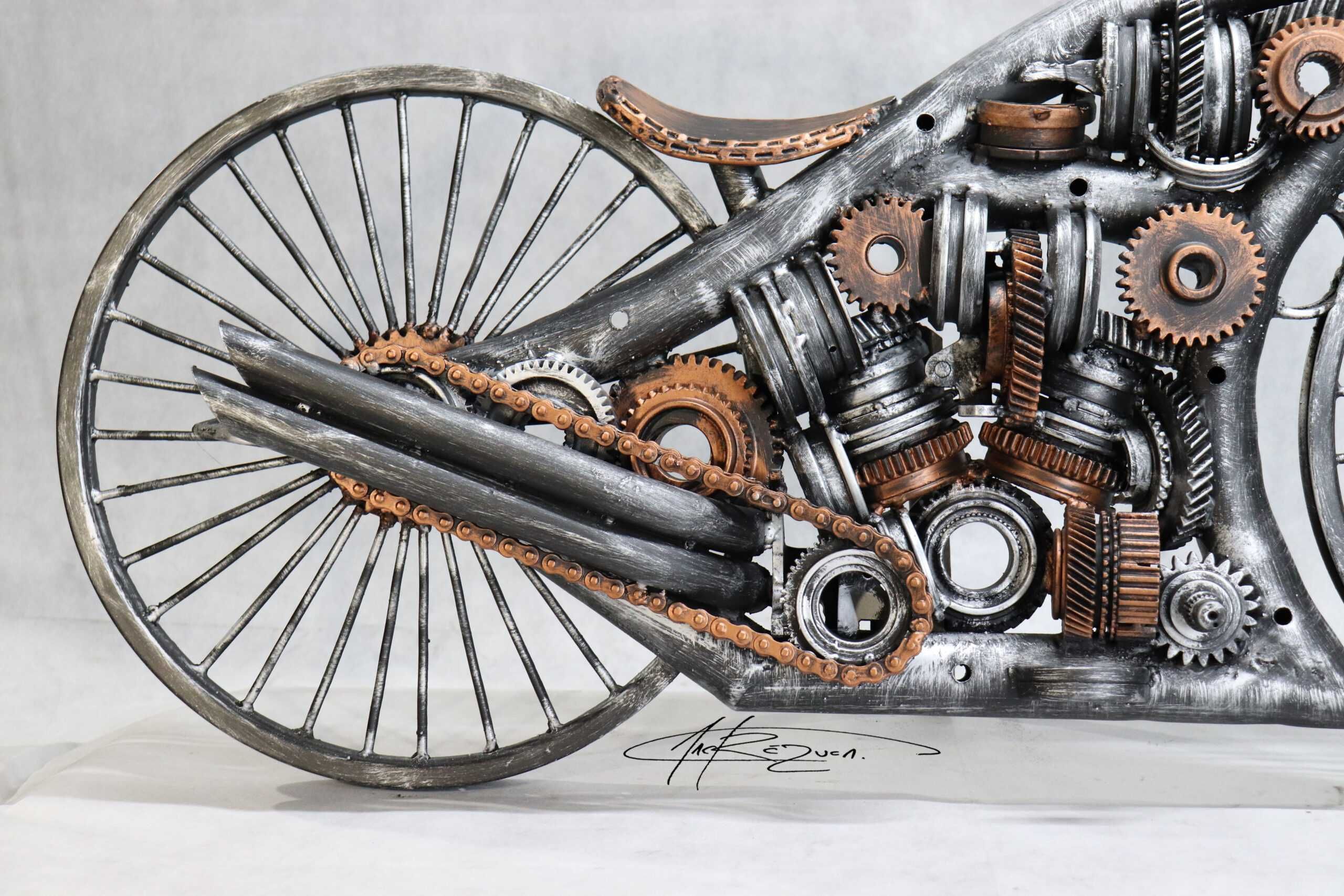 Motocicleta - Sculptura piese auti din otel -1,2m lungime
