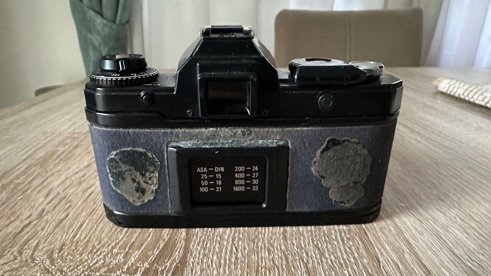 Yashica FX-D Quartz + 50mm 1.7+ 35-70mm + 35-140mm Soligor aparat foto