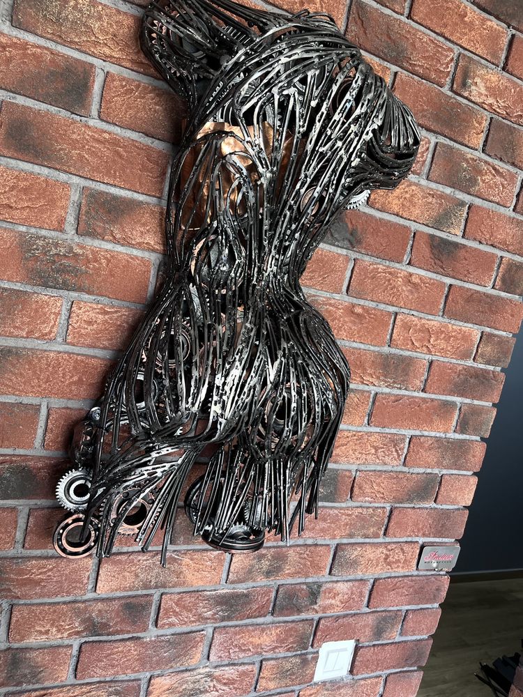 Sculptura bust , cadou ideal otel realizat manual