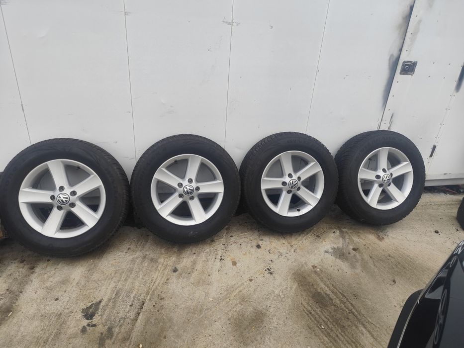 Jante Originale VW Tiguan cu  anvelope M+S  215/65R16.