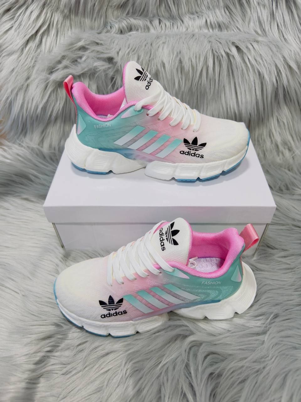 Adidas modele noi