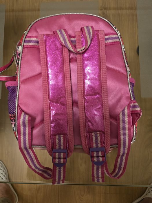 Отлично зазена раничка L.O.L. за детска градина