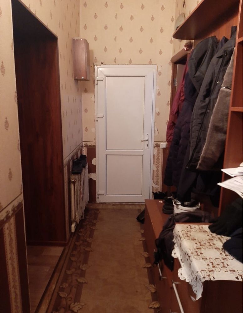 Продам 1/2 часть дома.